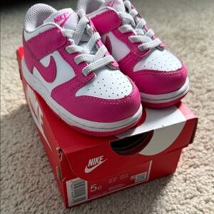 Nike toddler dunk low